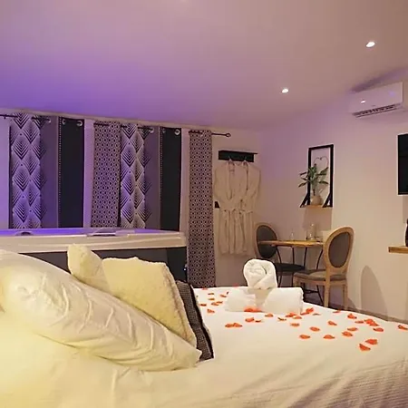 La Des Songes Bed & Breakfast